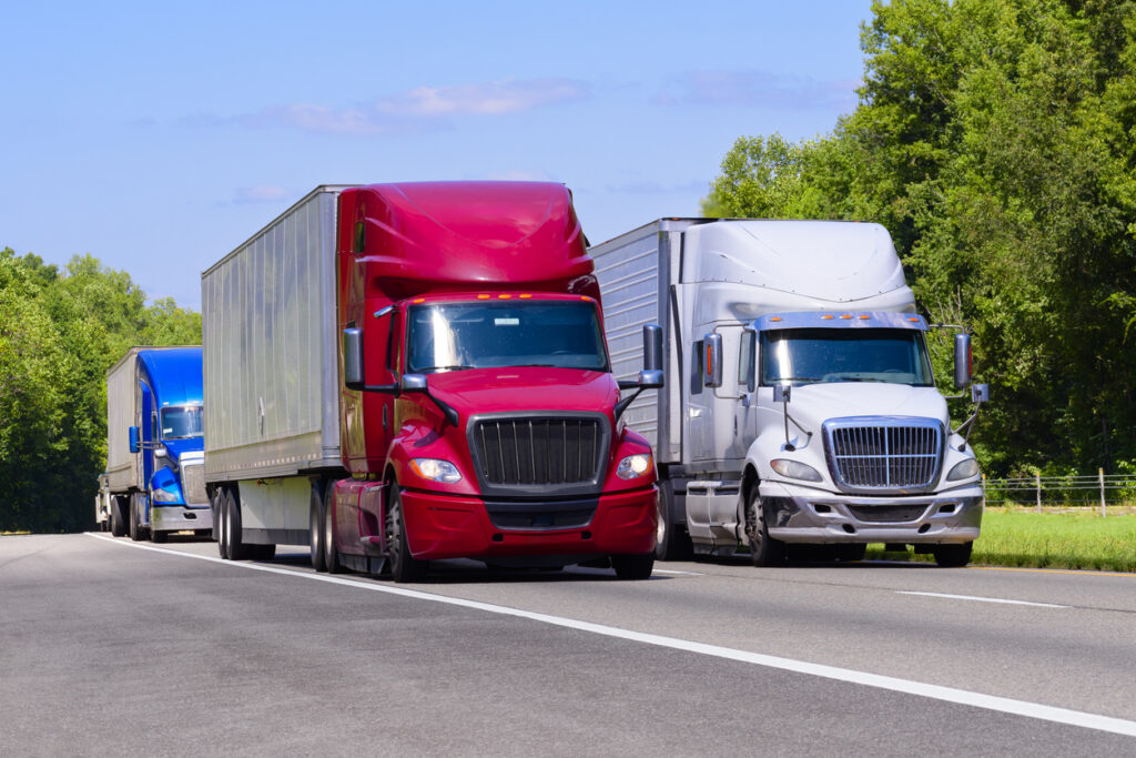 Understanding the Difference Between Semi-Truck and Truck for New Drivers