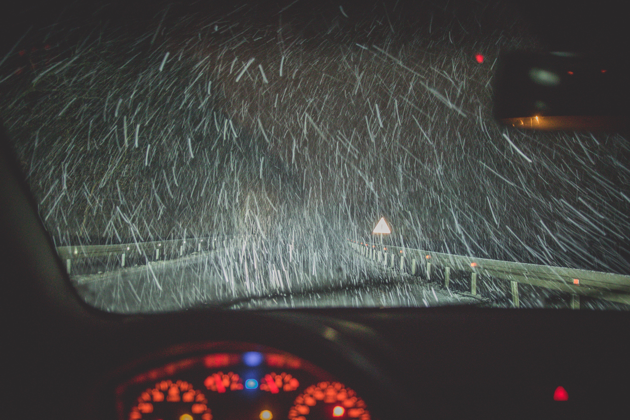 Driving in Snow vs Driving in Rain: Essential State Traffic Laws Every Driver Should Know