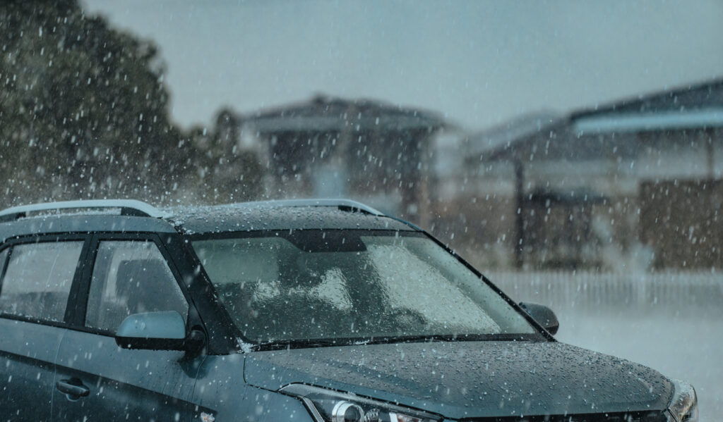 determining fault when comparing driving in snow vs driving in rain